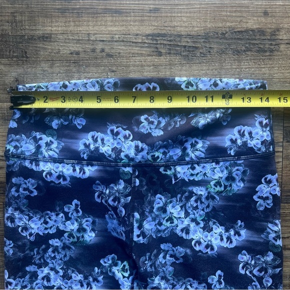 Fabletics PowerHold Floral High Waist Leggings Women’s Activewear Size Small - Picture 3 of 7